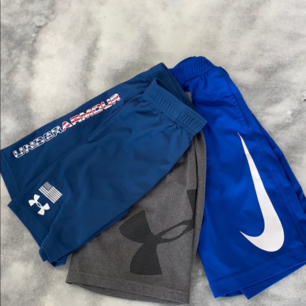 Lot (3) Size 7 Shorts Under Armour (2) Nike (1)